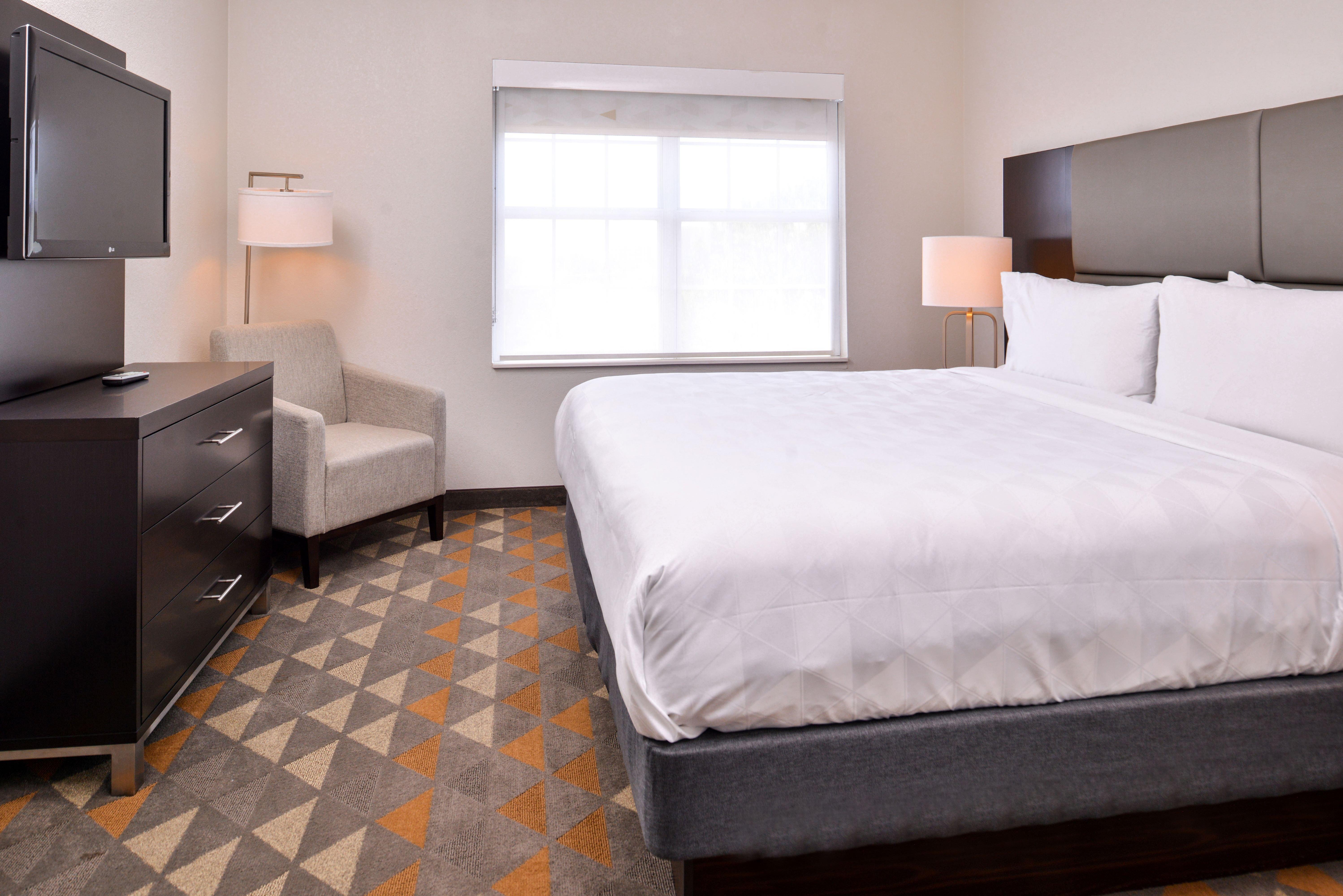 Holiday Inn And Suites Addison By Ihg Exteriör bild