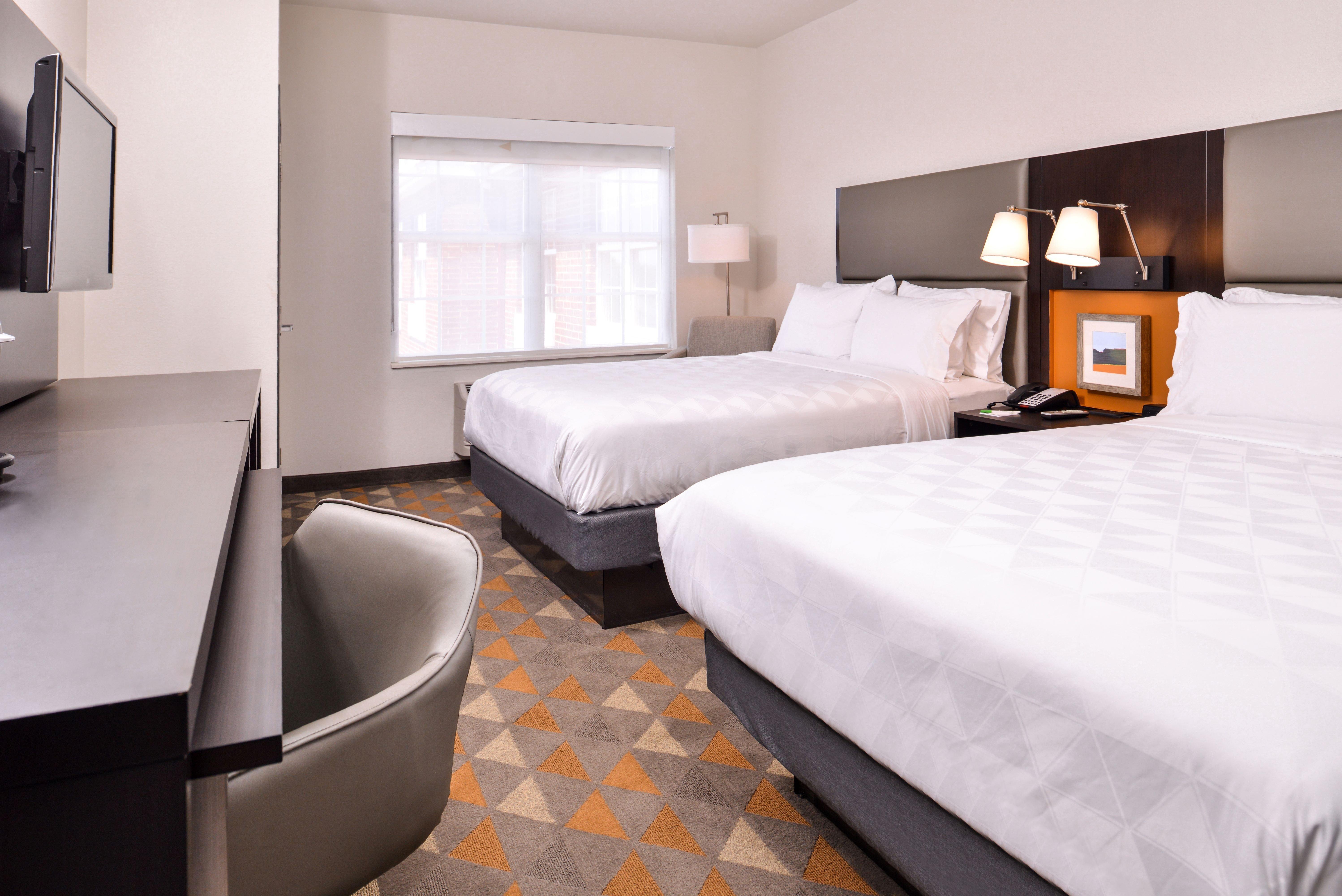 Holiday Inn And Suites Addison By Ihg Exteriör bild