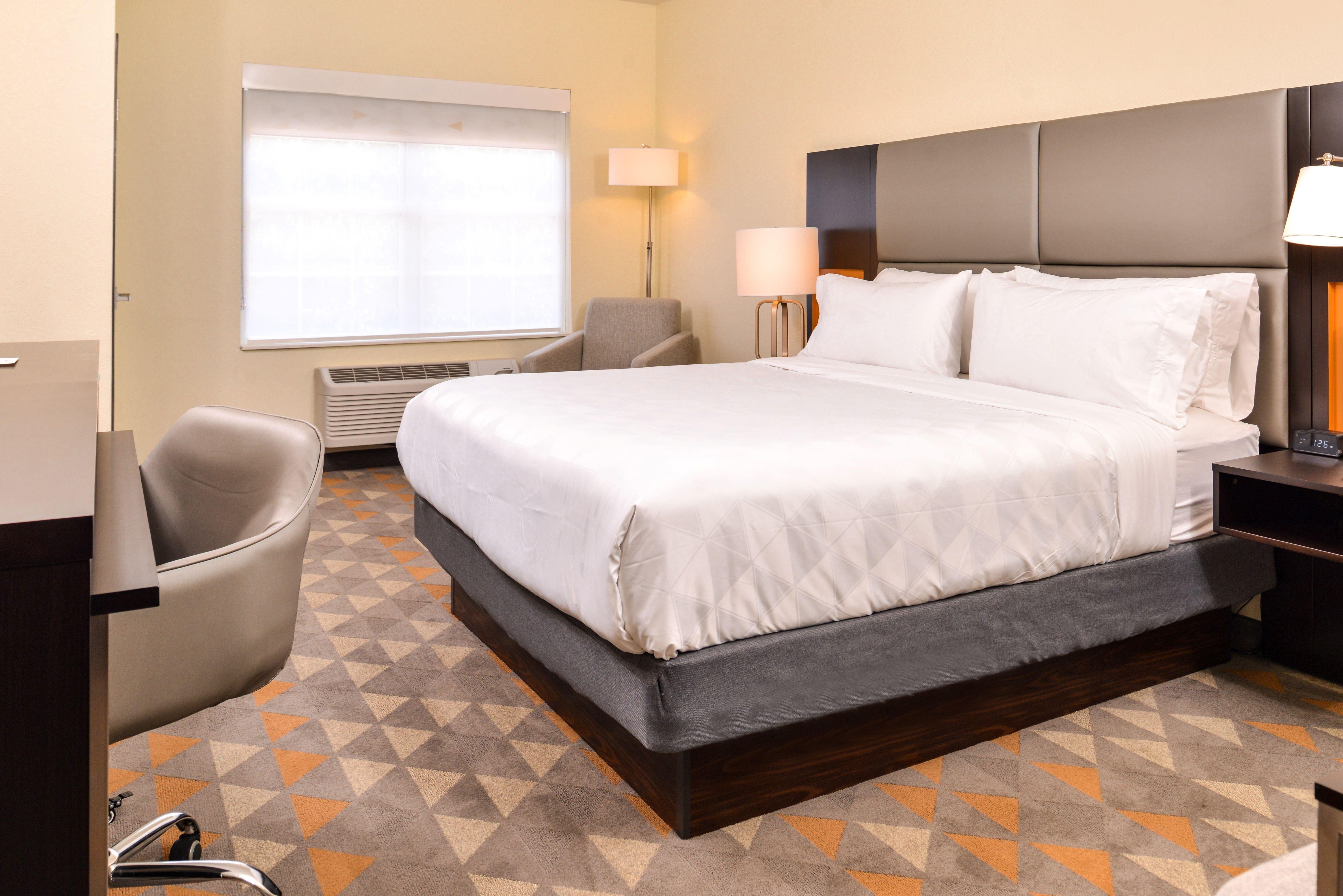 Holiday Inn And Suites Addison By Ihg Exteriör bild